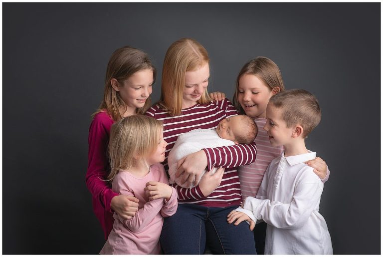 Siblings with new baby picture in Sierra Vista Arizona.